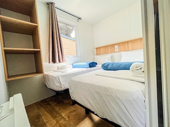 Imagen de la habitación del Camping Tres Estrellas Barcelona by HolaCamp. Foto 3