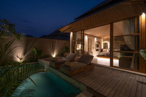 Imagen de la habitación del Camping Ubud Mas Glamping Luxury Tent. Foto 3
