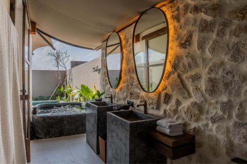 Imagen de la habitación del Camping Ubud Mas Glamping Luxury Tent. Foto 11
