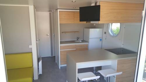 Imagen de la habitación del Camping Valencia - Bungalows. Foto 17