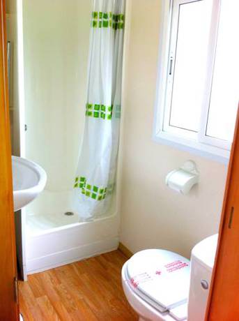 Imagen de la habitación del Camping Valle Niza Playa. Foto 14