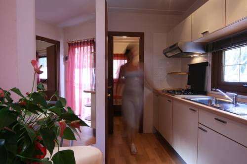 Imagen de la habitación del Camping Village Baia Blu La Tortuga. Foto 13