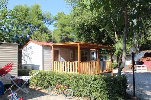 Imagen de la habitación del Camping Village Costa Verde. Foto 9