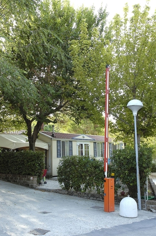 Imagen de los exteriores del Camping Village Green Garden. Foto 8