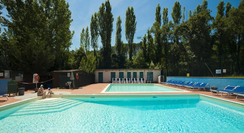 Imagen de la piscina del Camping Village Internazionale Firenze. Foto 9