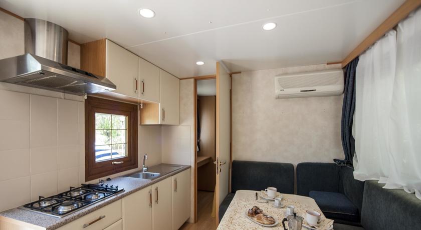 Imagen de los interiores del Camping Village Internazionale Firenze. Foto 8