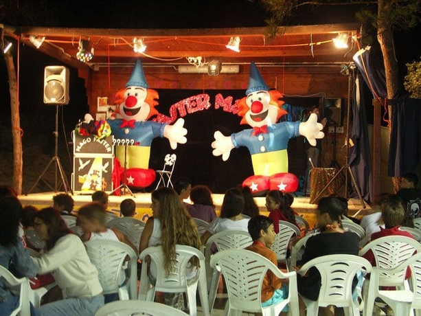 Imagen de los interiores del Camping Village Li Nibari. Foto 15