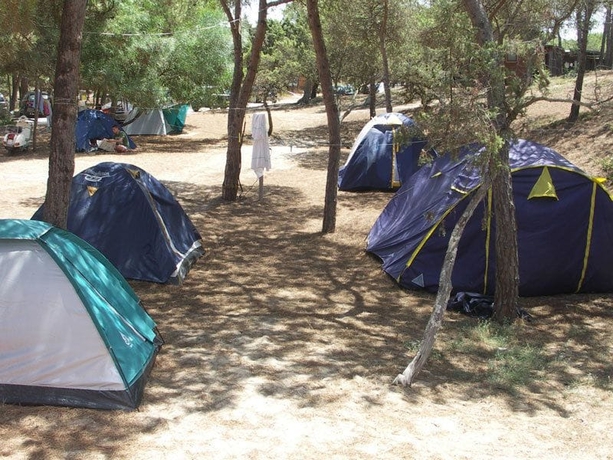 Imagen de los exteriores del Camping Village Li Nibari. Foto 12