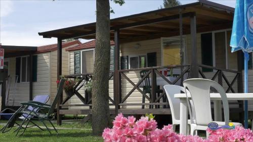 Imagen general del Camping Village Parisi. Foto 2