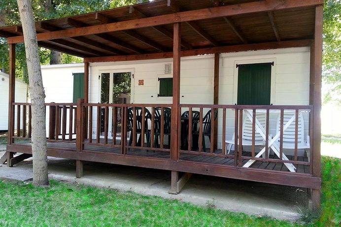 Imagen de la habitación del Camping Village Punta Navaccia. Foto 11