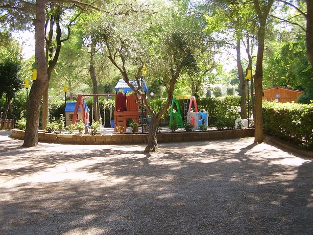 Imagen de los interiores del Camping Village Riviera. Foto 14