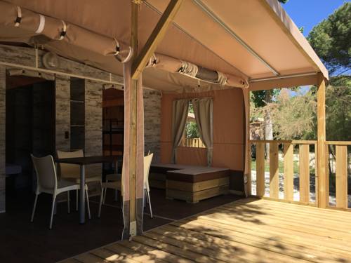 Imagen de la habitación del Camping Village Rocchette. Foto 9