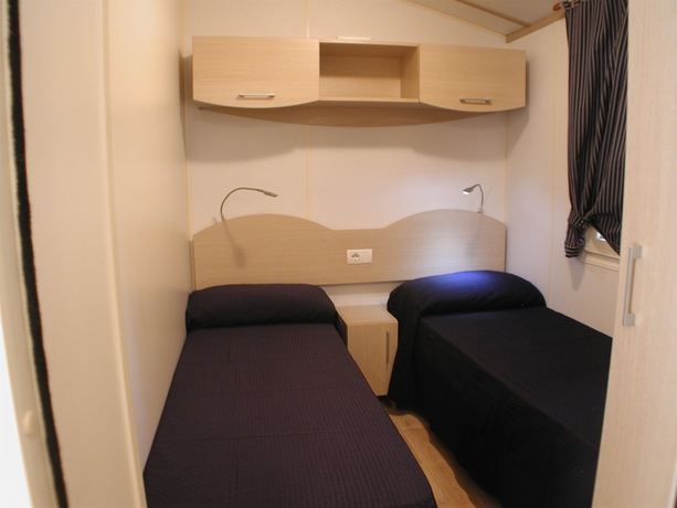 Imagen de la habitación del Camping Village Torre Pendente. Foto 7