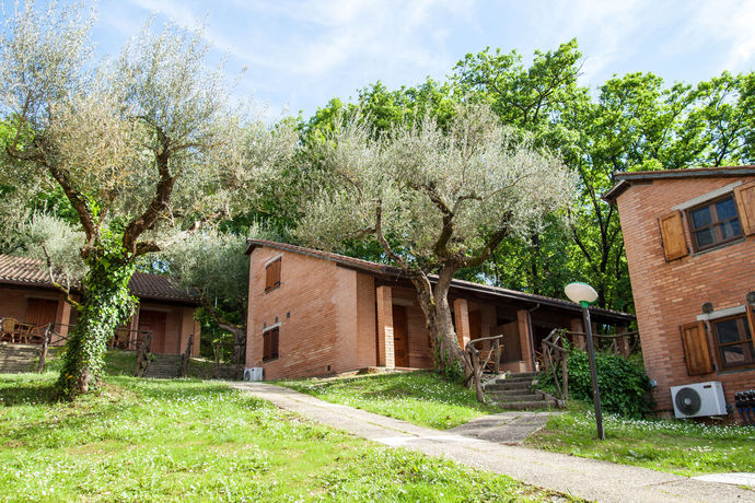 Imagen de los exteriores del Camping Villaggio Cerquestra. Foto 11