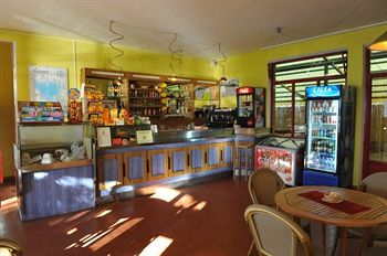 Imagen del bar/restaurante del Camping Villaggio Cerquestra. Foto 5