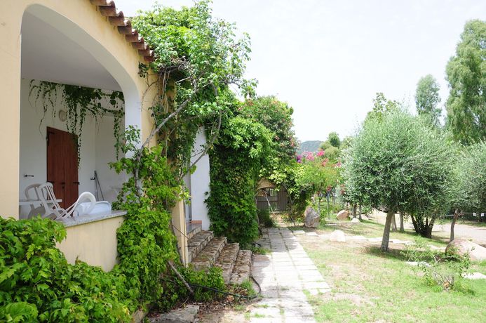 Imagen de los exteriores del Camping Villaggio Torre Salinas. Foto 19