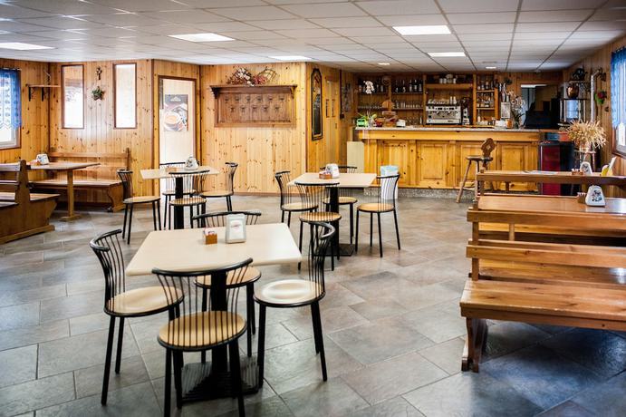 Imagen del bar/restaurante del Camping Villaggio Turistico Cervino. Foto 3