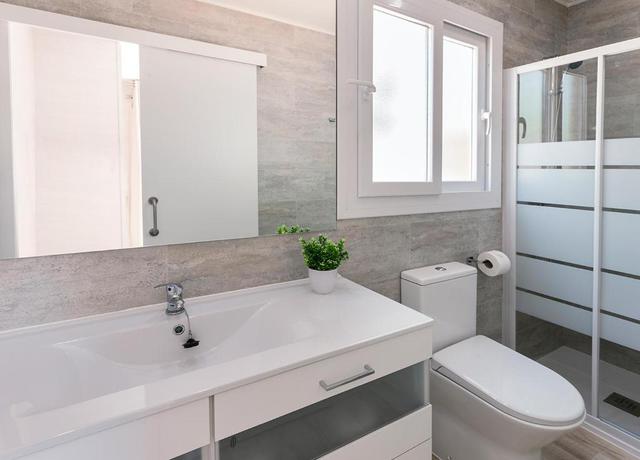 Imagen de la habitación del Camping Villasol, Benidorm - Playa Levante. Foto 2