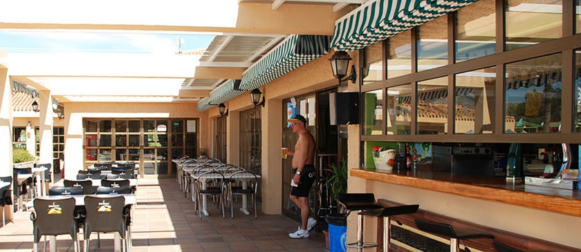 Imagen del bar/restaurante del Camping Villasol. Foto 2