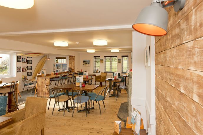 Imagen del bar/restaurante del Camping YHA Treyarnon - Hostel. Foto 3
