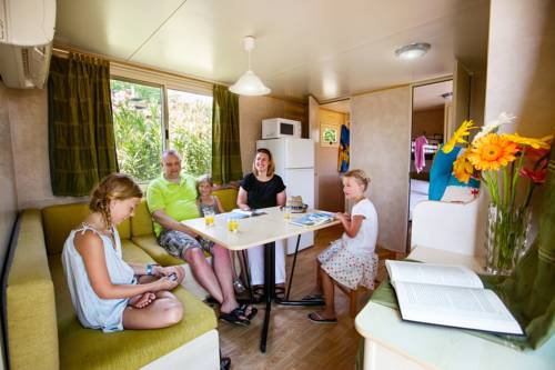 Imagen de la habitación del Camping hu Altomincio Village. Foto 8