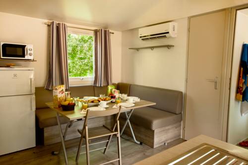 Imagen de la habitación del Camping hu Altomincio Village. Foto 14