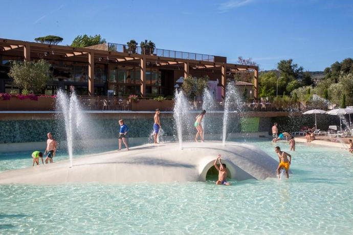 Imagen de la piscina del Camping hu Firenze in Town. Foto 10