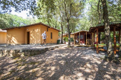 Imagen general del Camping hu Montescudaio village. Foto 4