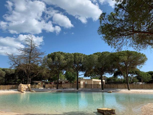 Imagen de los exteriores del Camping la Tamarissi&egrave;re. Foto 16