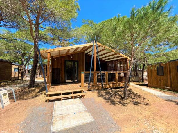 Imagen de los exteriores del Camping la Tamarissi&egrave;re. Foto 18