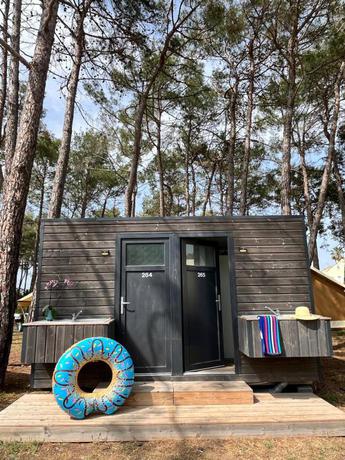 Imagen de los exteriores del Camping la Tamarissi&egrave;re. Foto 20