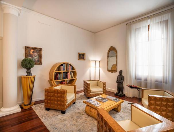 Imagen general del Casa de Huéspedes AQA Palace, Florencia. Foto 5