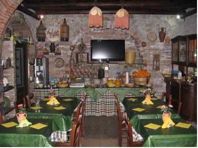 Imagen del bar/restaurante del Casa de Huéspedes Albergo Diffuso Borgo Santa Caterina. Foto 5