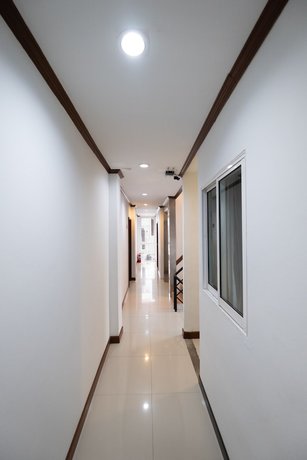 Imagen de la habitación del Casa de Huéspedes Amber Inn, Bangkok. Foto 10