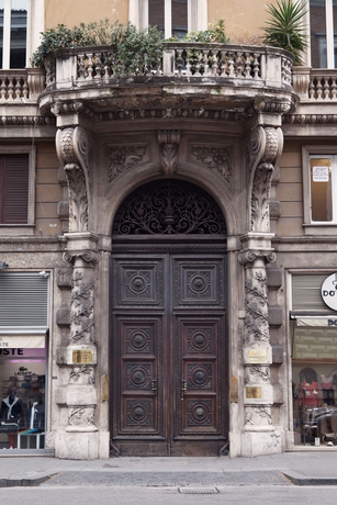 Imagen de los exteriores del Casa de Huéspedes Arenula Suites. Foto 16