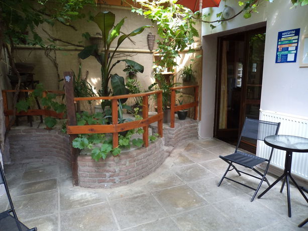 Imagen general del Casa de Huéspedes Auberge Du Moulin D'audenfort. Foto 4
