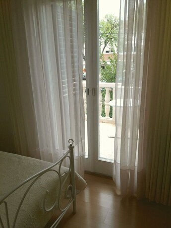 Imagen de la habitación del Casa de Huéspedes Avalena Residence. Foto 13