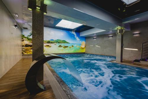 Imagen de la piscina del Casa de Huéspedes Avena. Foto 6