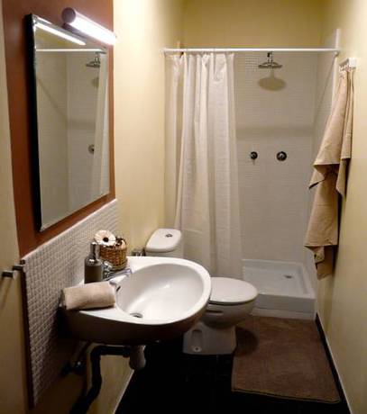 Imagen de la habitación del Casa de Huéspedes Barcelona Bruc I & Ii. Foto 3