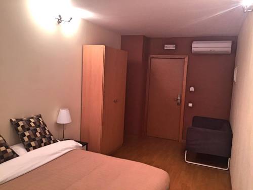 Imagen de la habitación del Casa de Huéspedes Barcelona Bruc I & Ii. Foto 6