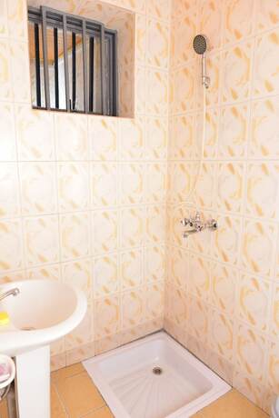 Imagen general del Casa de Huéspedes B.maurice. Foto 6
