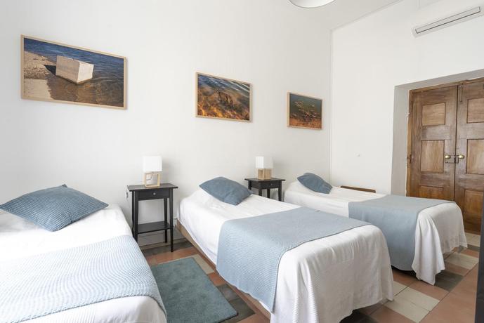 Imagen general del Casa de Huéspedes Burgos. Foto 2