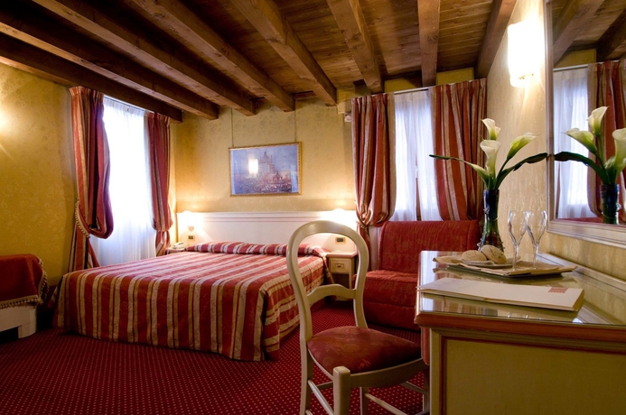 Imagen de los interiores del Casa de Huéspedes Ca' San Polo. Foto 13