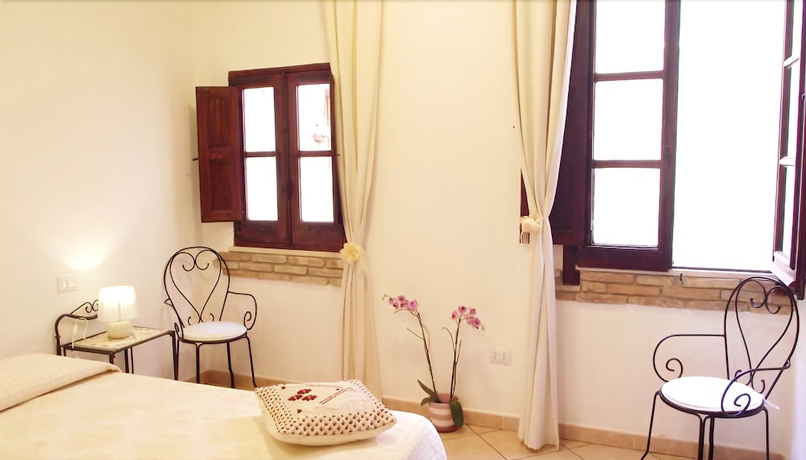 Imagen de la habitación del Casa de Huéspedes Cagliari Castello Affittacamere. Foto 6