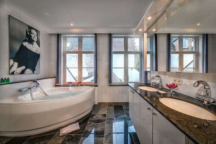 Imagen de la habitación del Casa de Huéspedes Canalside House Luxury Guesthouse. Foto 4