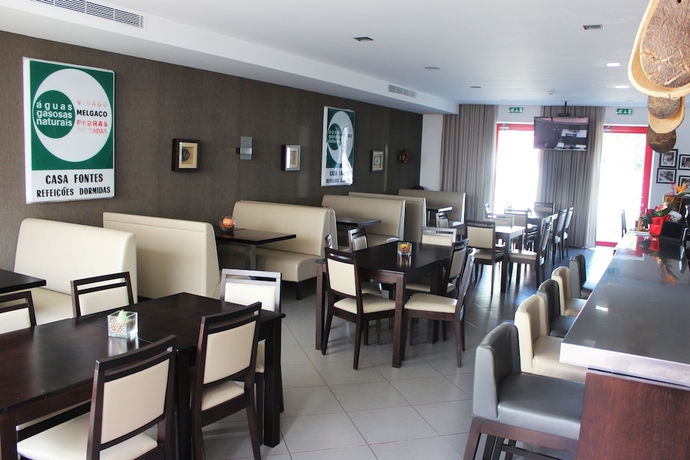 Imagen del bar/restaurante del Casa de Huéspedes Casa Fontes. Foto 5