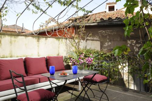 Imagen de la habitación del Casa de Huéspedes Casa Howard Guest House Residenza D'epoca. Foto 4