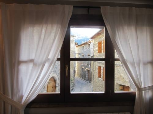 Imagen general del Casa de Huéspedes Casa Rural Borda Marianet. Foto 9