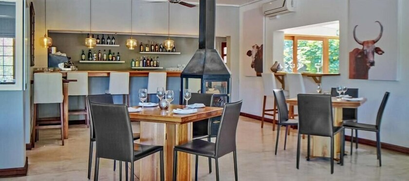 Imagen del bar/restaurante del Casa de Huéspedes Chez Vincent. Foto 2