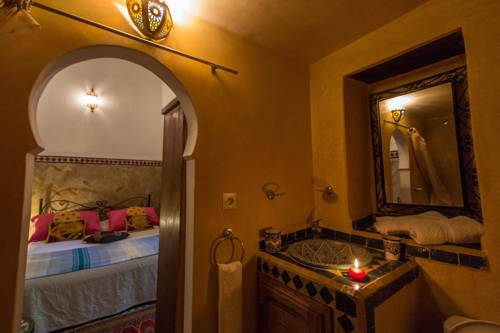 Imagen de la habitación del Casa de Huéspedes Dar Labchara. Foto 10